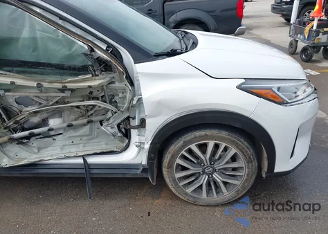 2021 Nissan Kicks Sv Xtronic Cvt из США, поврежденный, VIN 3N1CP5CVXML487104